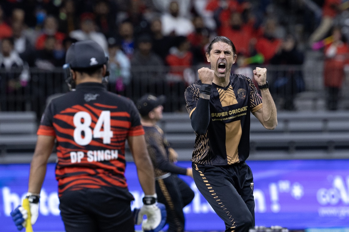 Canada Super 60 Final — Montreal Royal Tigers vs Brampton Blitz — photo 7